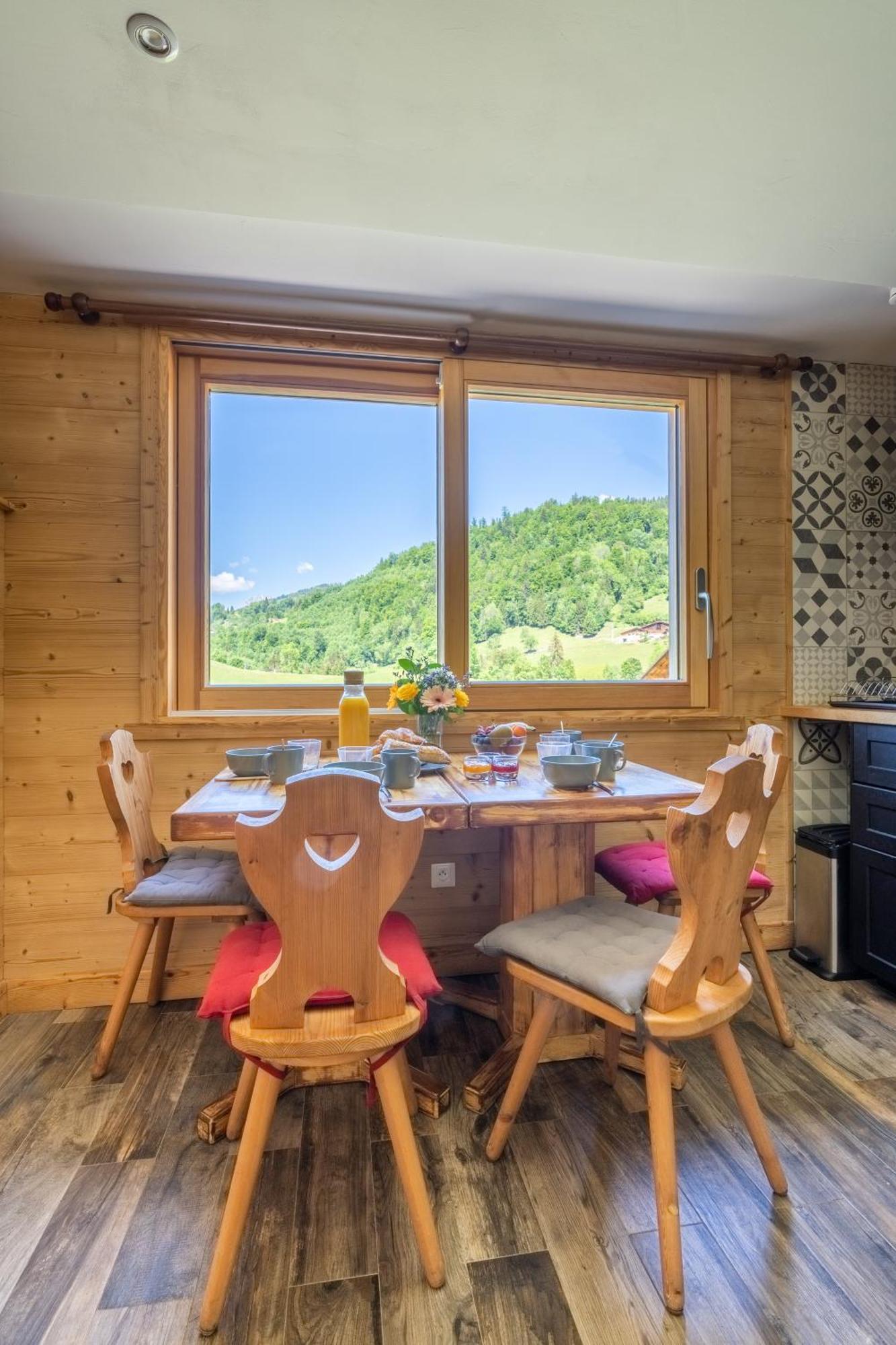 Chalet D'En O Les Clefs Rom bilde